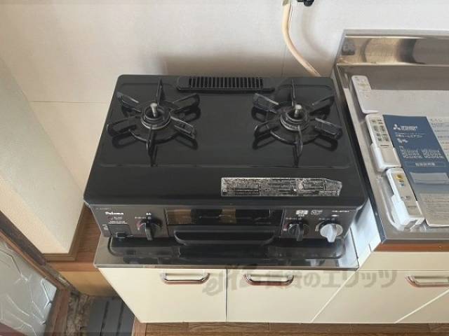 キッチン　ガス2口コンロ