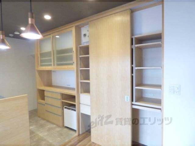 キッチン　収納