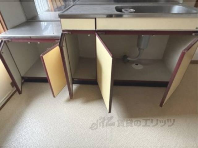 キッチン　収納