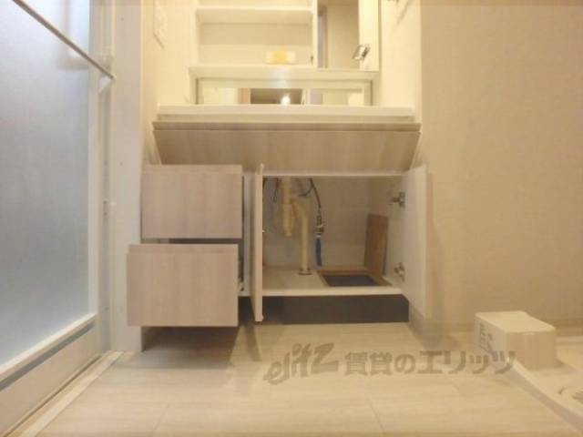 洗面所　収納下部