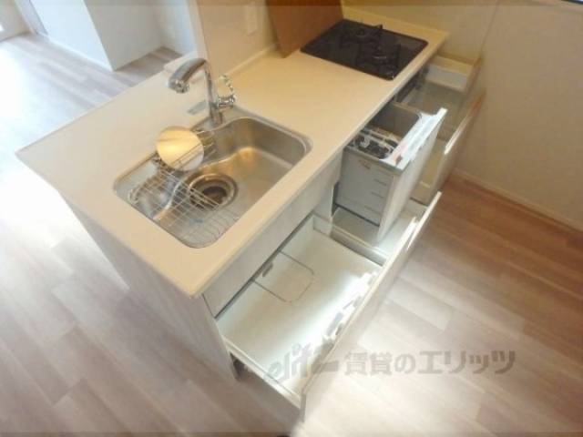 キッチン　収納下部