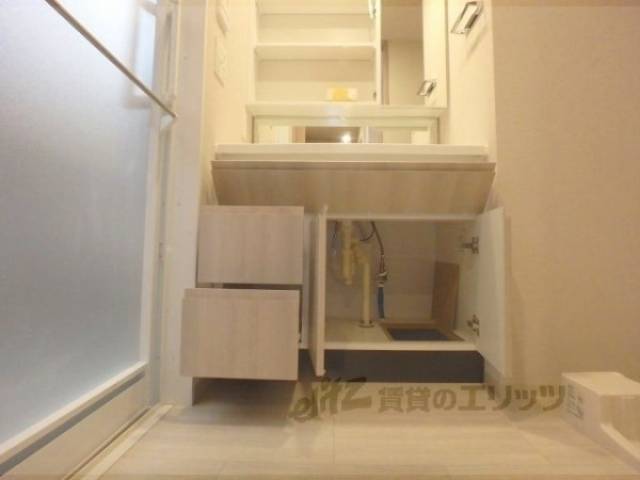 洗面所　収納下部