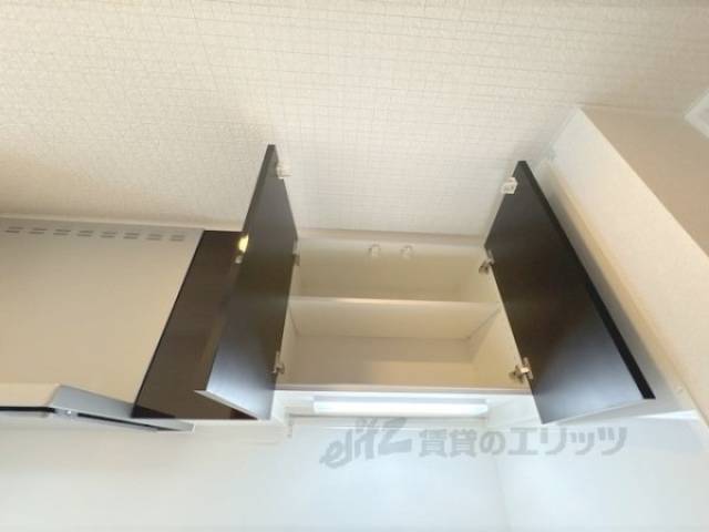 キッチン　キッチン上収納