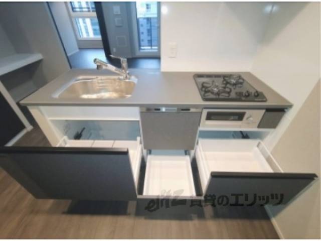 キッチン　収納