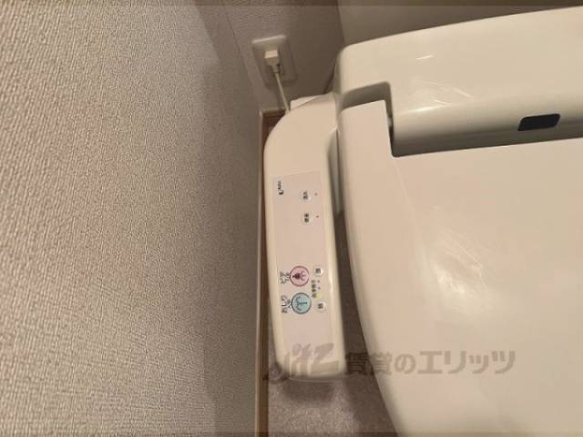 トイレ　ウォシュレット