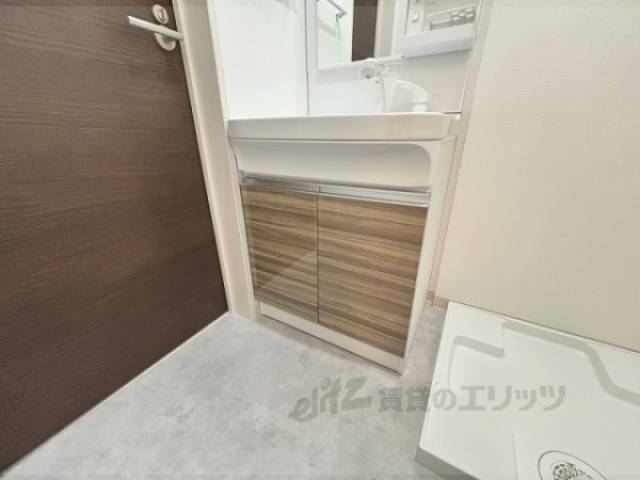 洗面所　下部収納