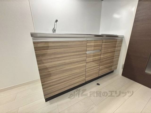 キッチン　上部収納