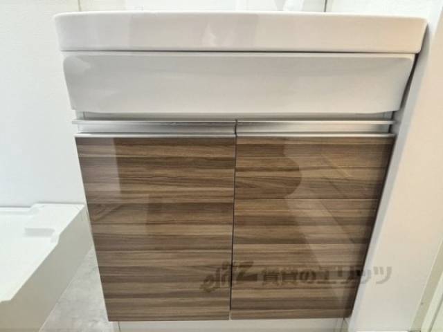 洗面所　下部収納