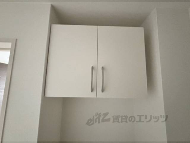 下駄箱　上部収納