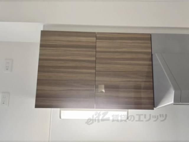 キッチン　上部収納