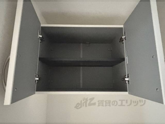 下駄箱　上部収納