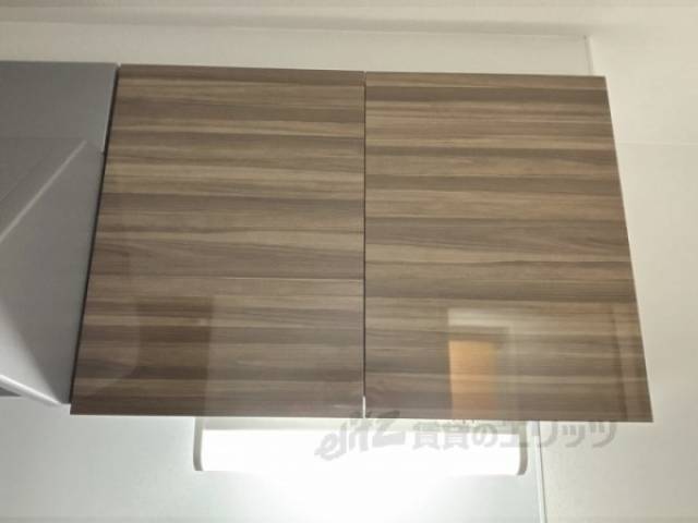 キッチン　上部収納