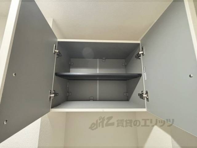 下駄箱　上部収納