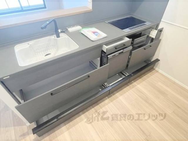 キッチン　下部収納