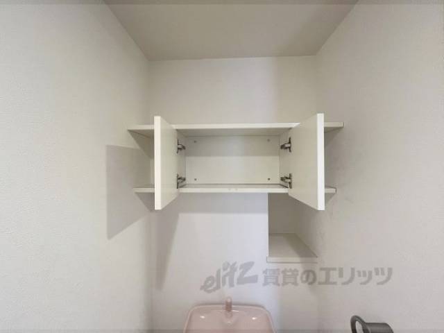 トイレ　収納