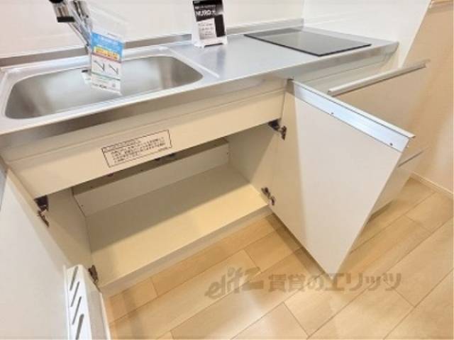キッチン　下部収納
