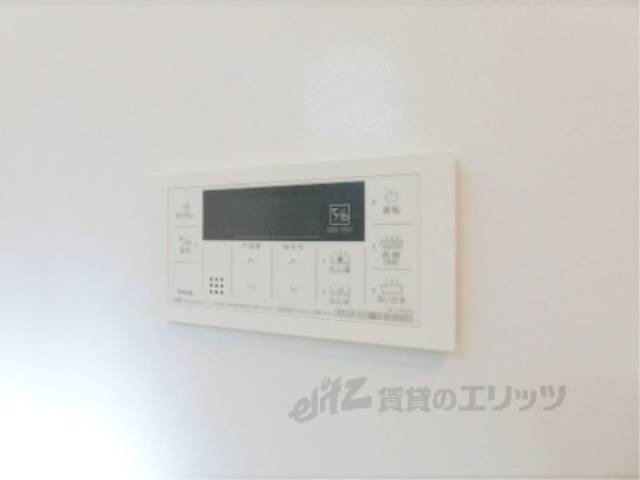 風呂　給湯器リモコン