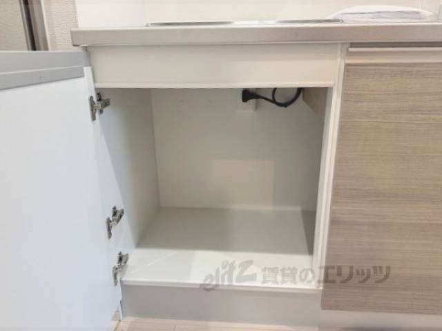 キッチン　下部収納