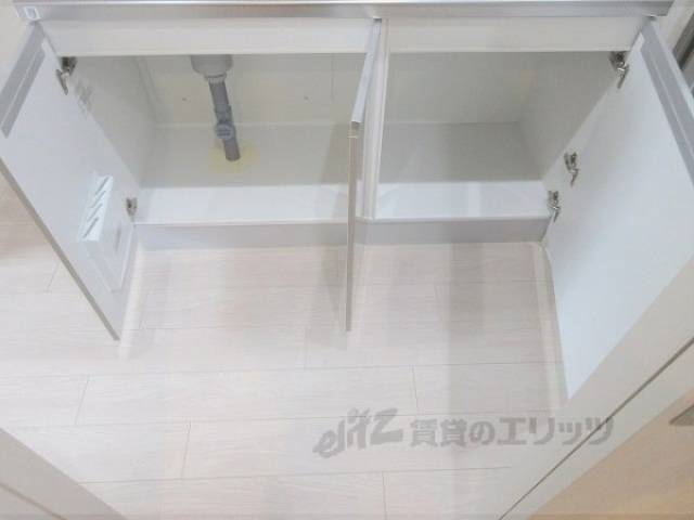キッチン　下部収納