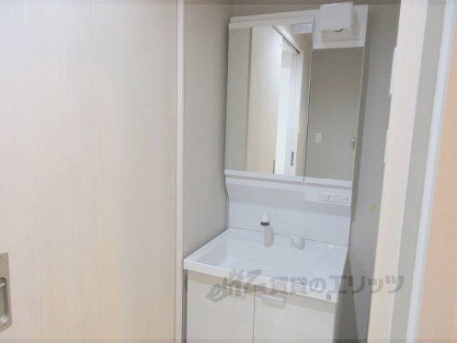 洗面所　独立洗面台