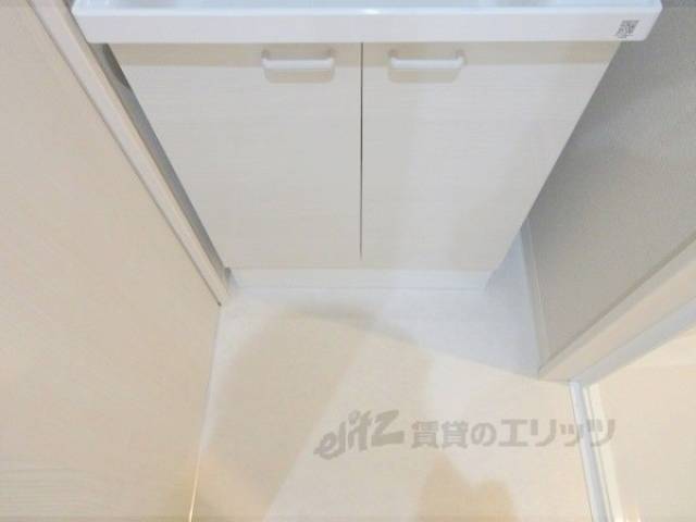 洗面所　下部収納