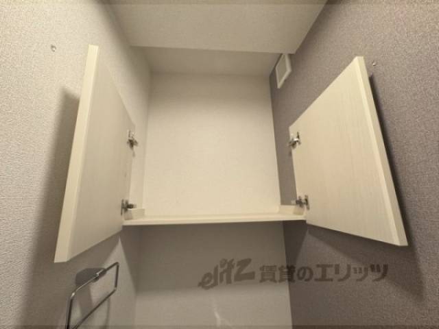 トイレ　収納