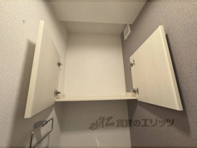 トイレ　収納