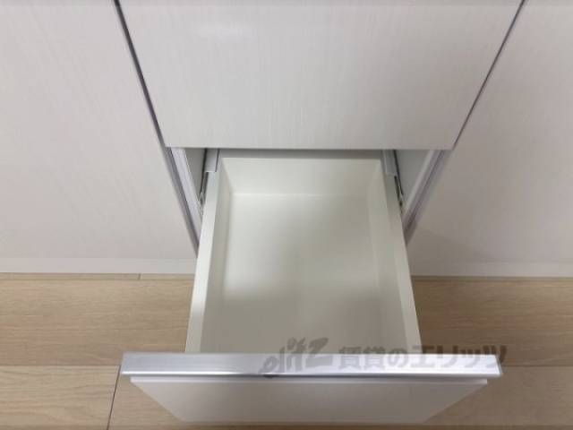 キッチン　下部収納