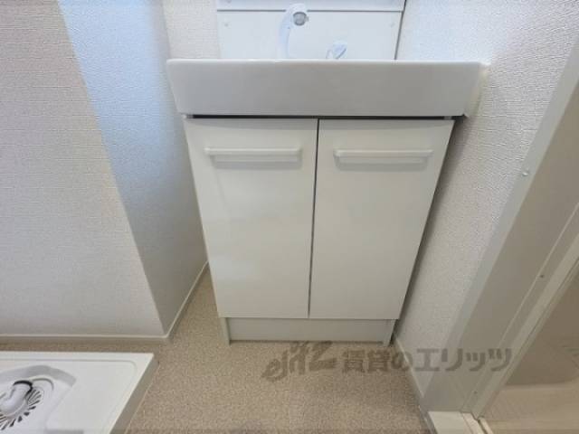 洗面所　下部収納
