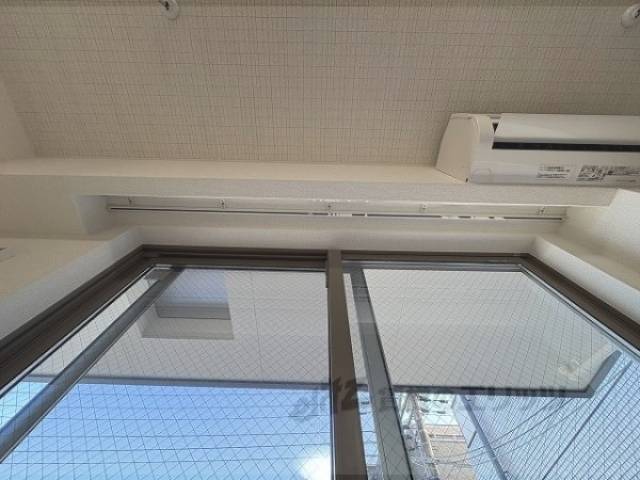 カーテンレール