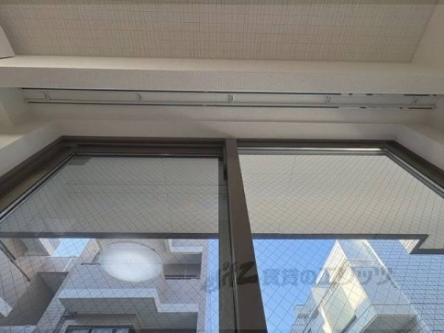 カーテンレール