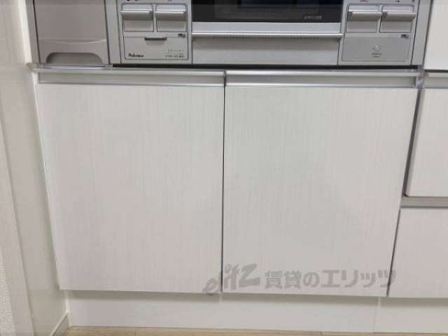 キッチン　下部収納
