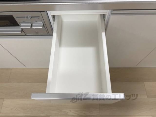 キッチン　下部収納