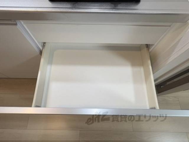 キッチン　下部収納