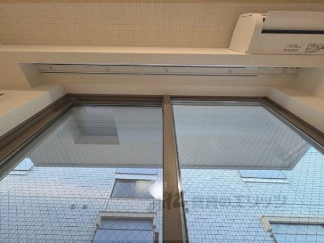 カーテンレール