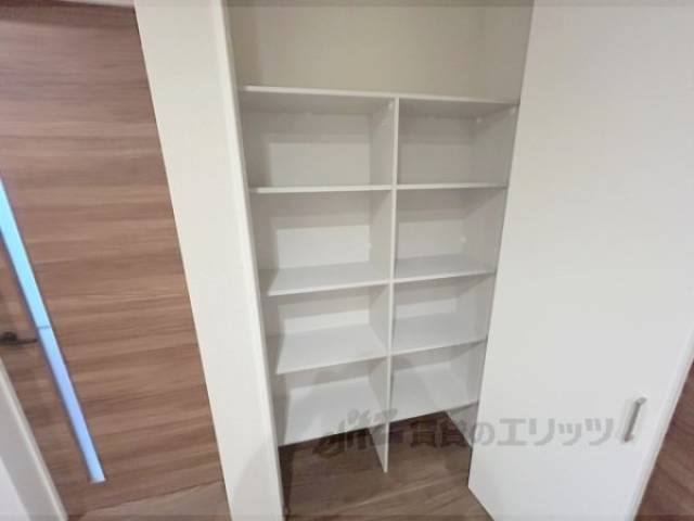 廊下　収納