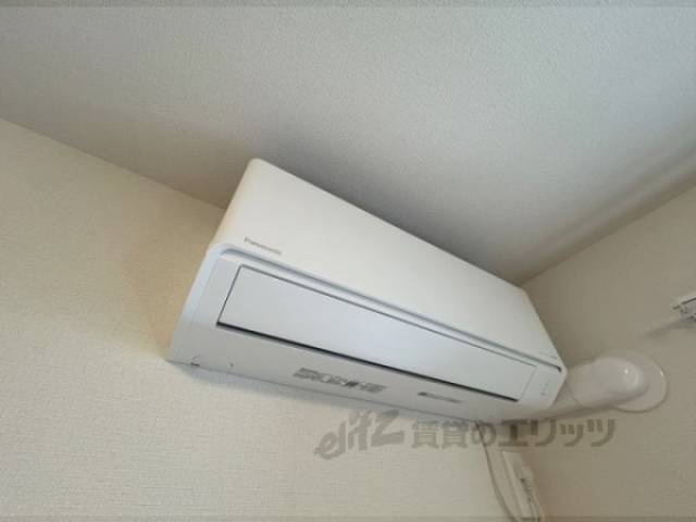 洋室　エアコン
