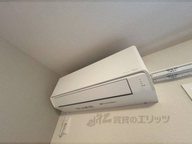 洋室　エアコン