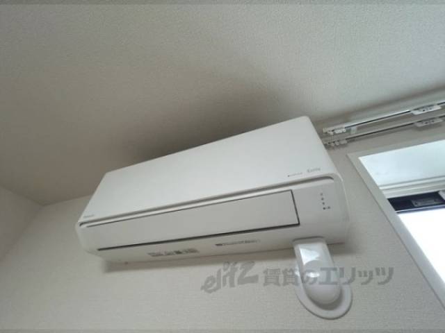洋室　エアコン