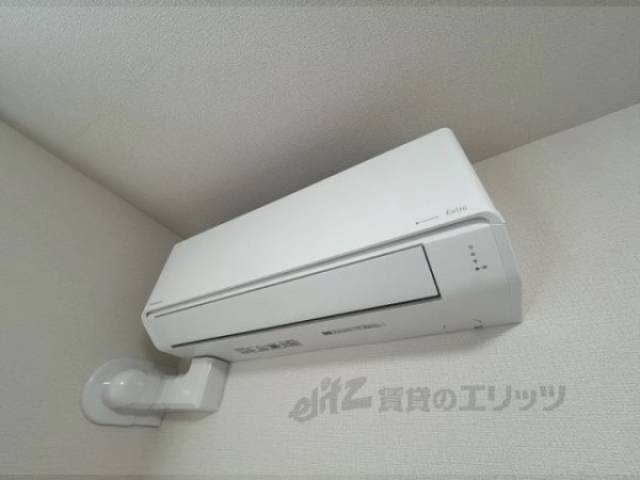 洋室　エアコン