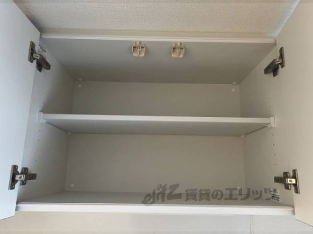 キッチン　収納上部