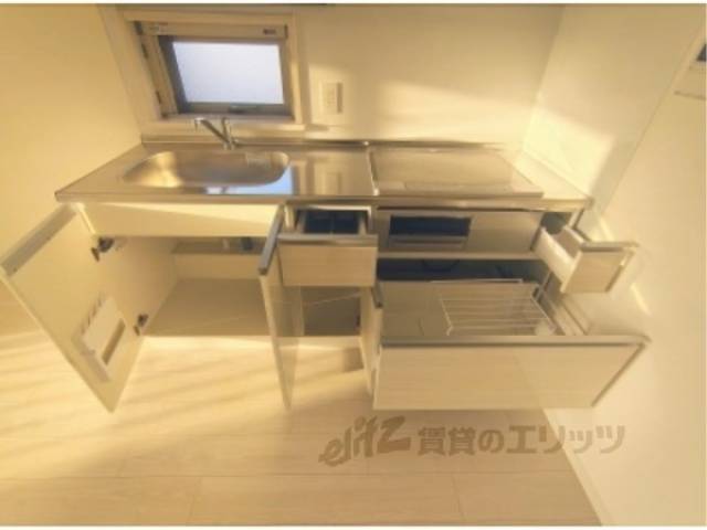 キッチン　収納