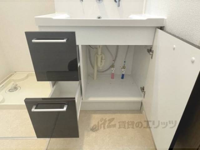 洗面所　収納