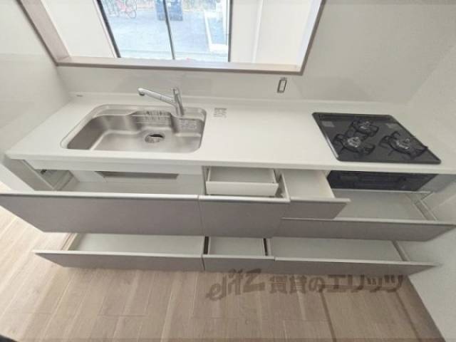 キッチン　下部収納