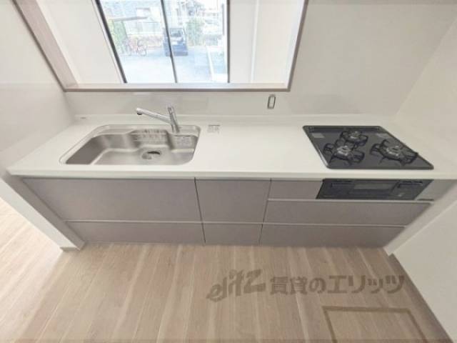 キッチン　下部収納