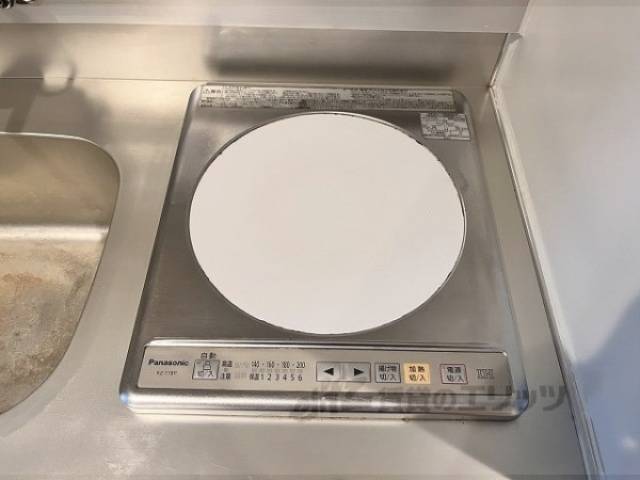 キッチン　コンロ