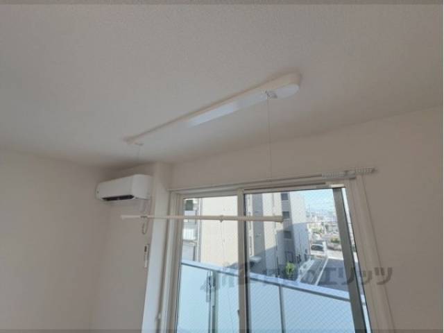 室内洗濯物干し