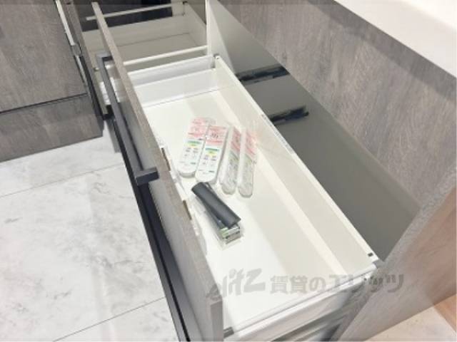 キッチン　下部収納