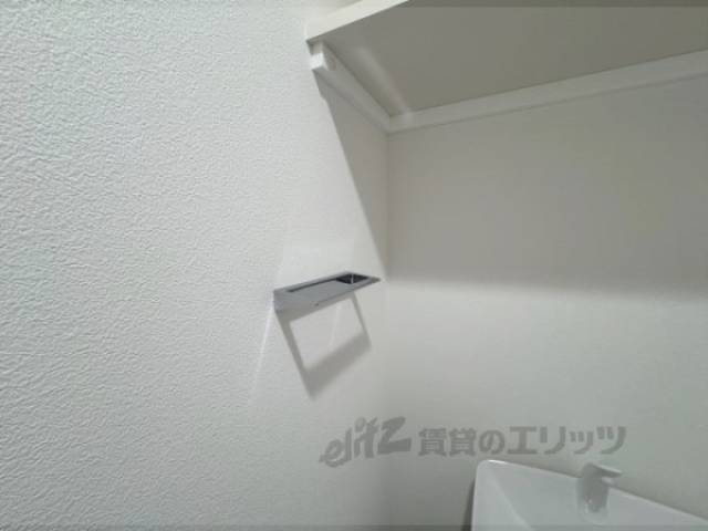 トイレ　タオル掛け