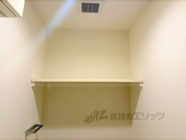トイレ　トイレ収納
